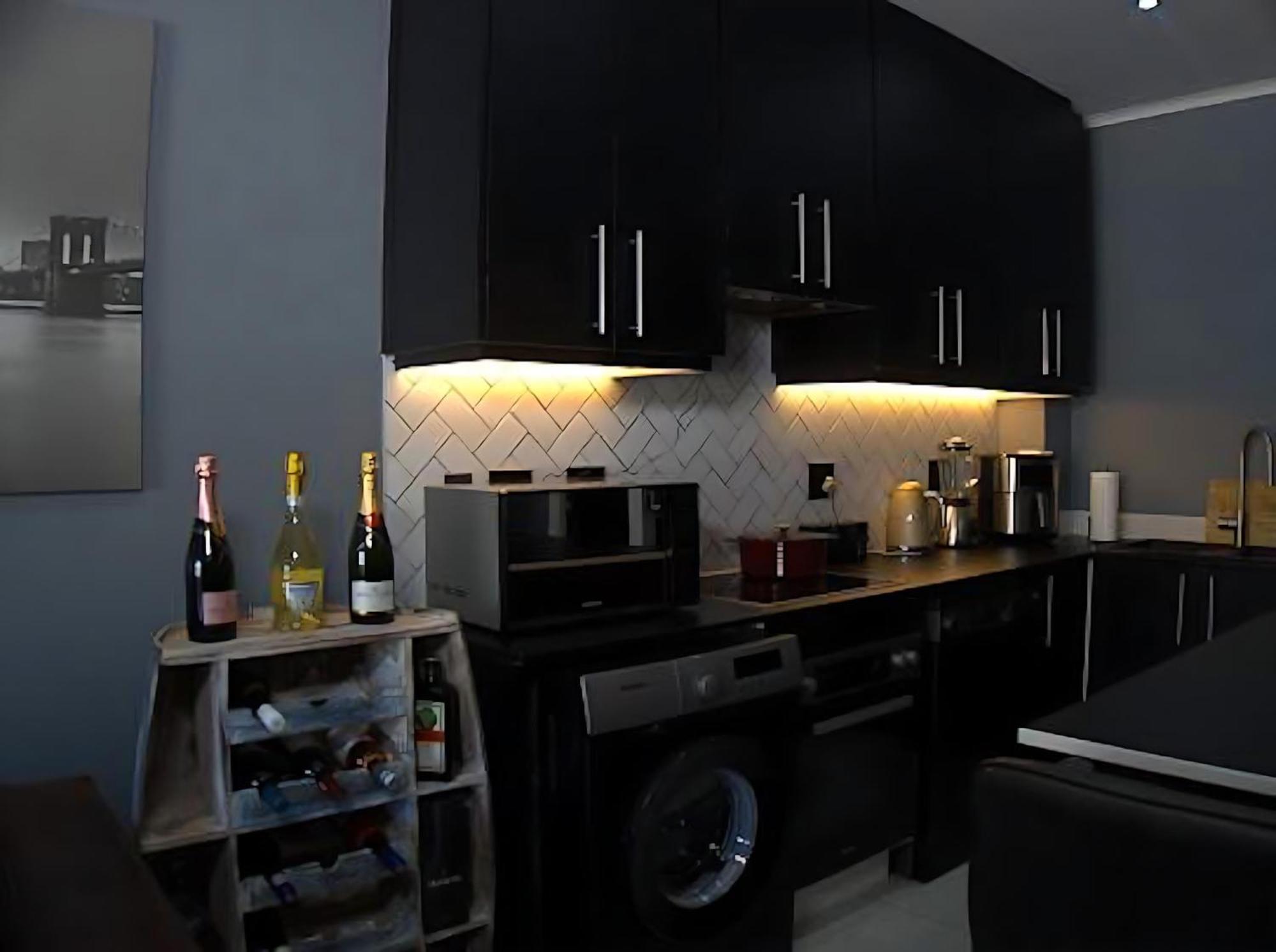 Apartment Sitari County Estate - The Iconic Estate