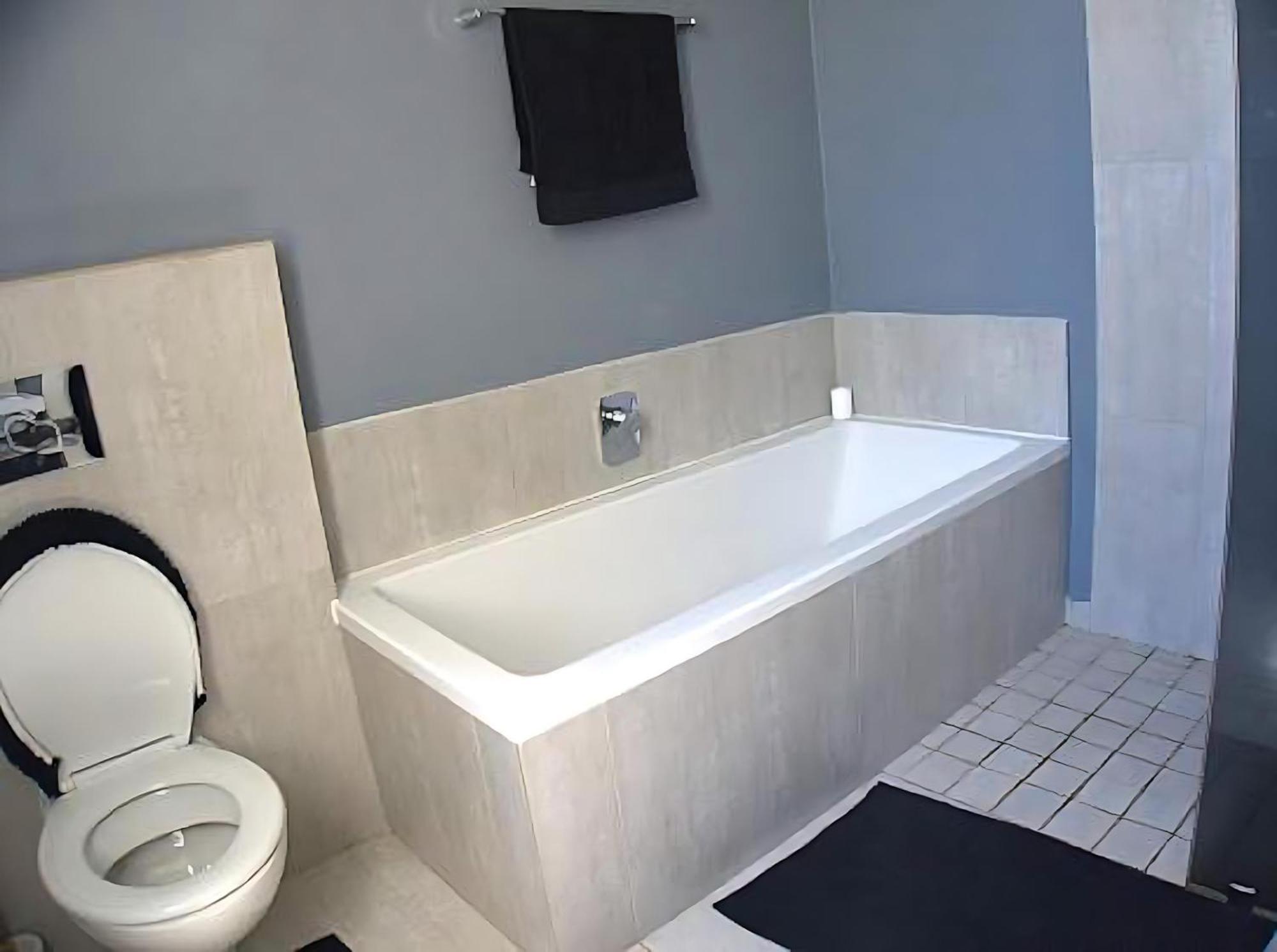 Sitari County Estate - The Iconic Estate * Cape Town